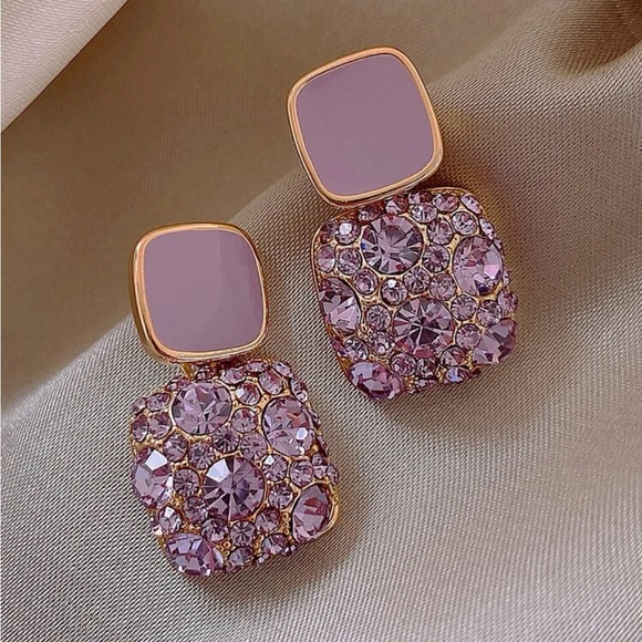 Jewelry - Light Purple Square Rhinestone Earrings